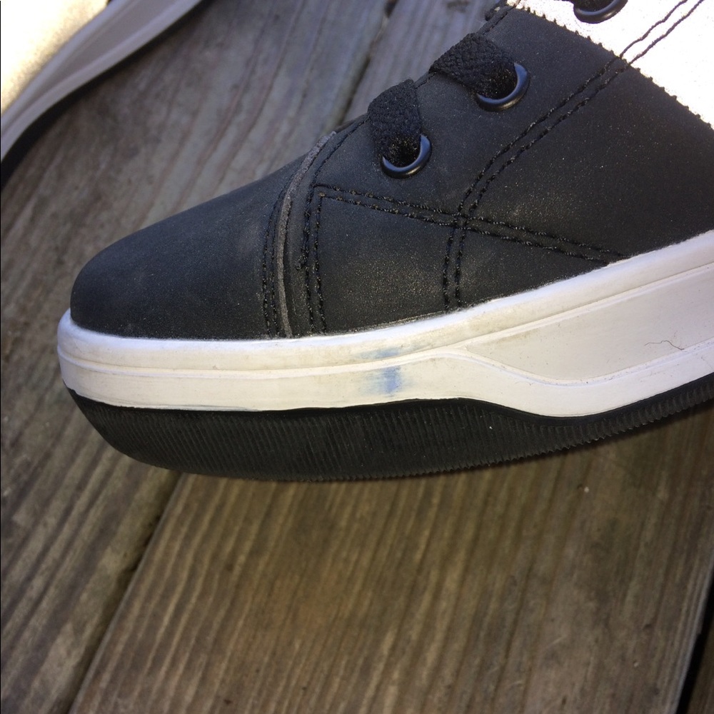 Seanjohn - Picture 4 of 7